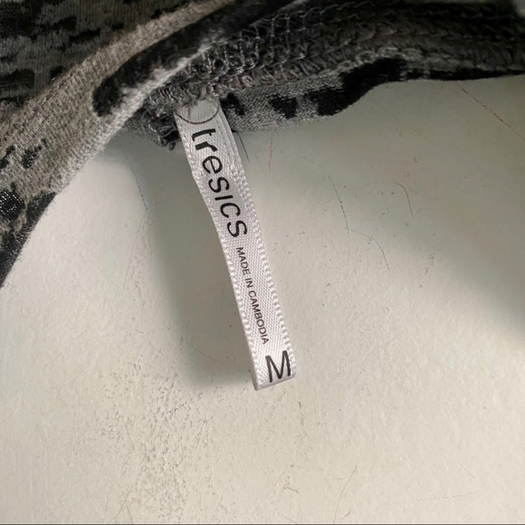 3/$15 NWOT burn out hi low top - Picture 5 of 6